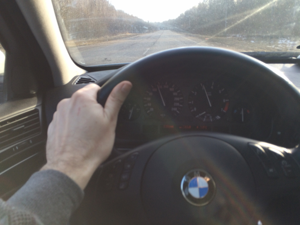 E39. Значок износа торм/колодок -решено! — BMW 5 series (E39), 2,2 л ...