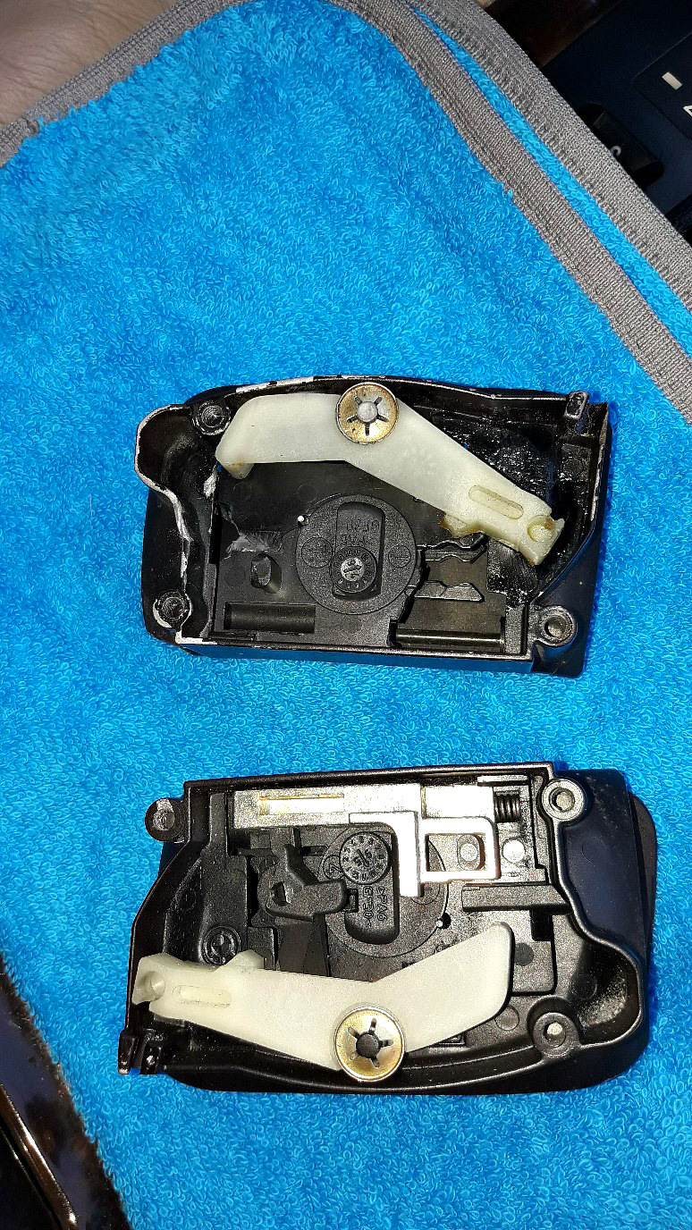 4CAAAgLSkOA 960 Как открыть бардачок бмв е38