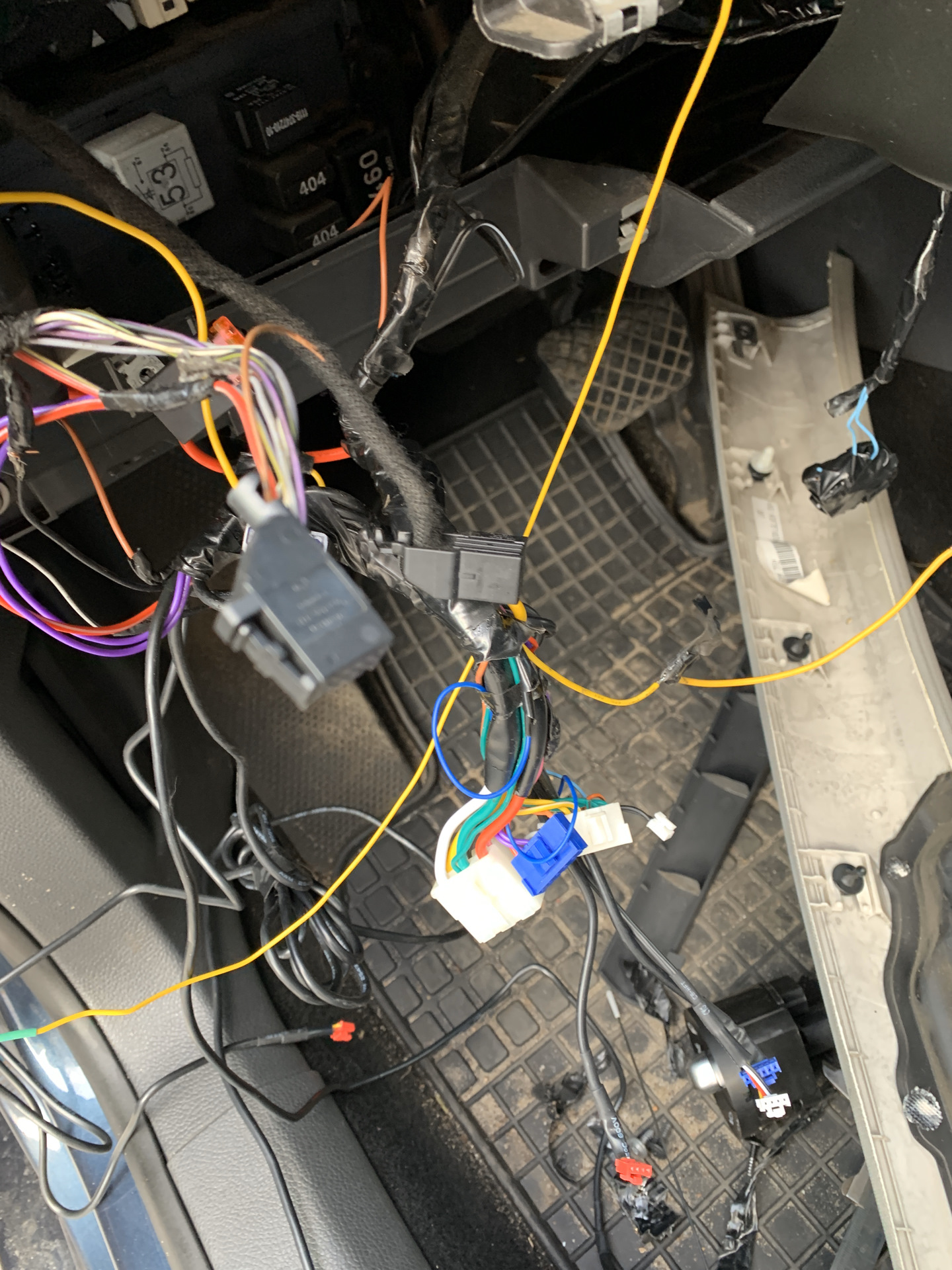 Вырезал сигналку — Volkswagen Golf Mk5, 1,6 л, 2006 года | своими ...