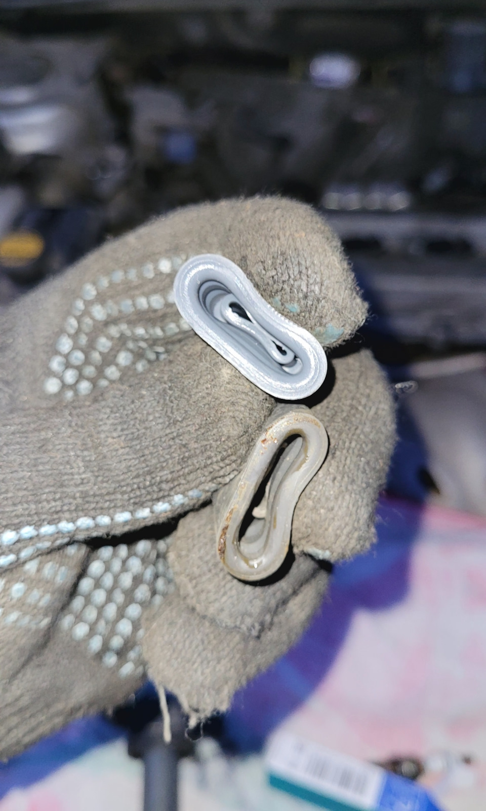 Фото в бортжурнале Toyota RAV4 (III)