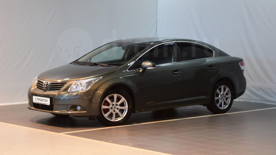 Toyota Avensis Оливковый