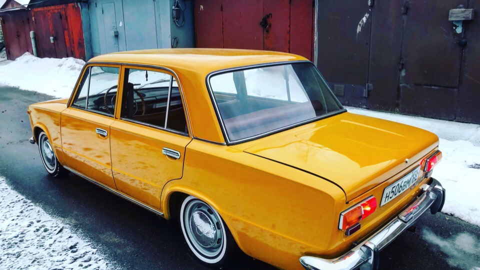 Поставили саб, 4 колонки, магнитолу — Lada 2101, 1,1 л, 1976 года ...