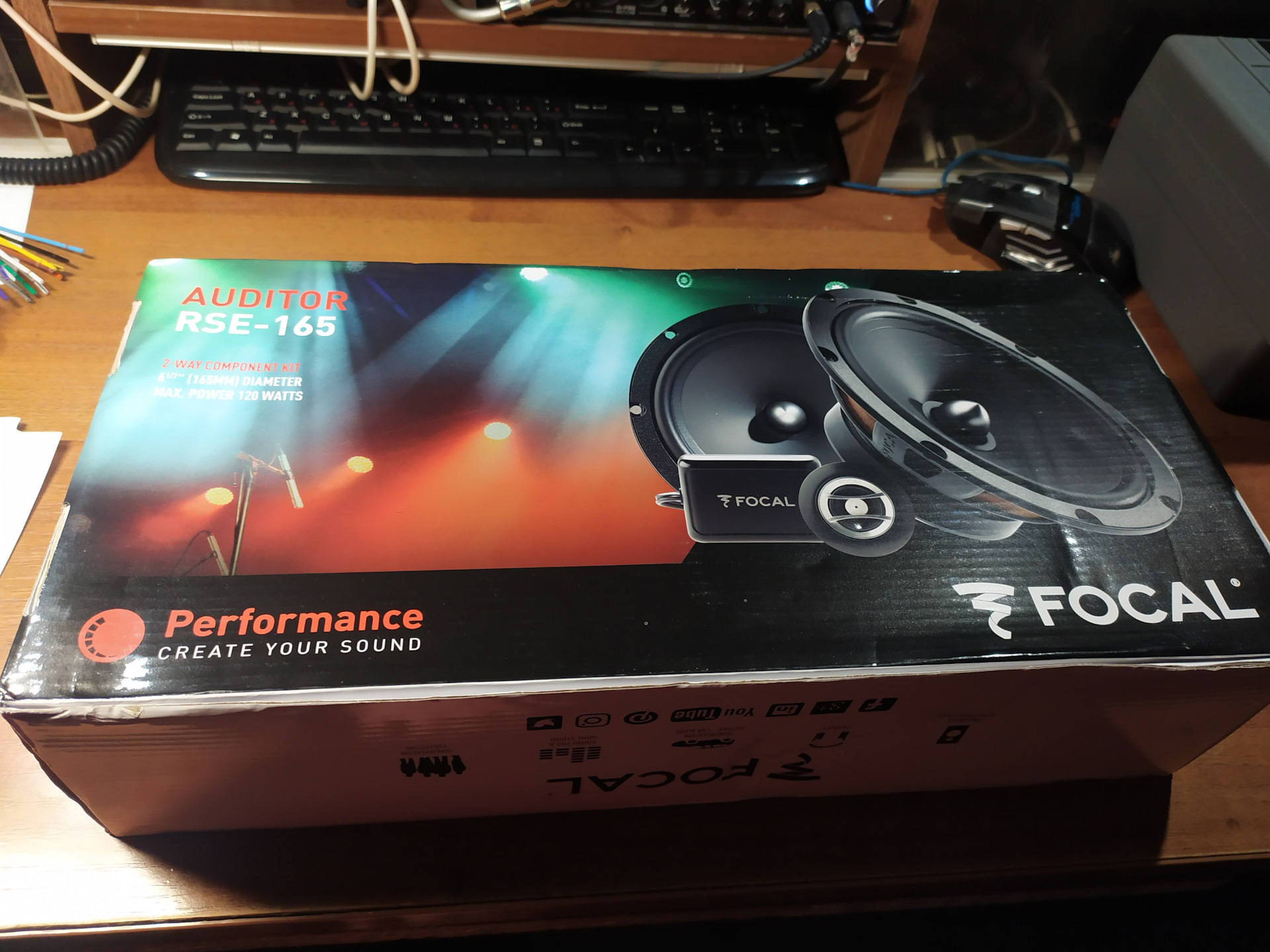 #20 Музыка в ниву тревел ч.1. Установка твиттеров Focal Auditor RSE-165 ...