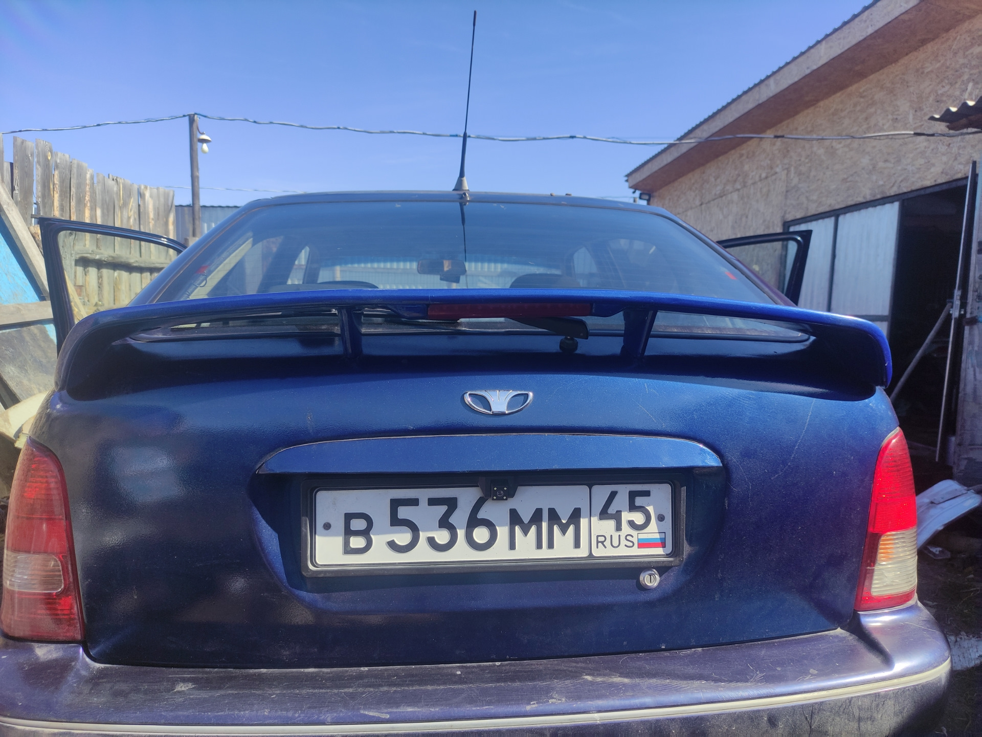 Спойлер для Хэтча, Ривьера fail… — Daewoo Nexia, 2 л, 1997 года