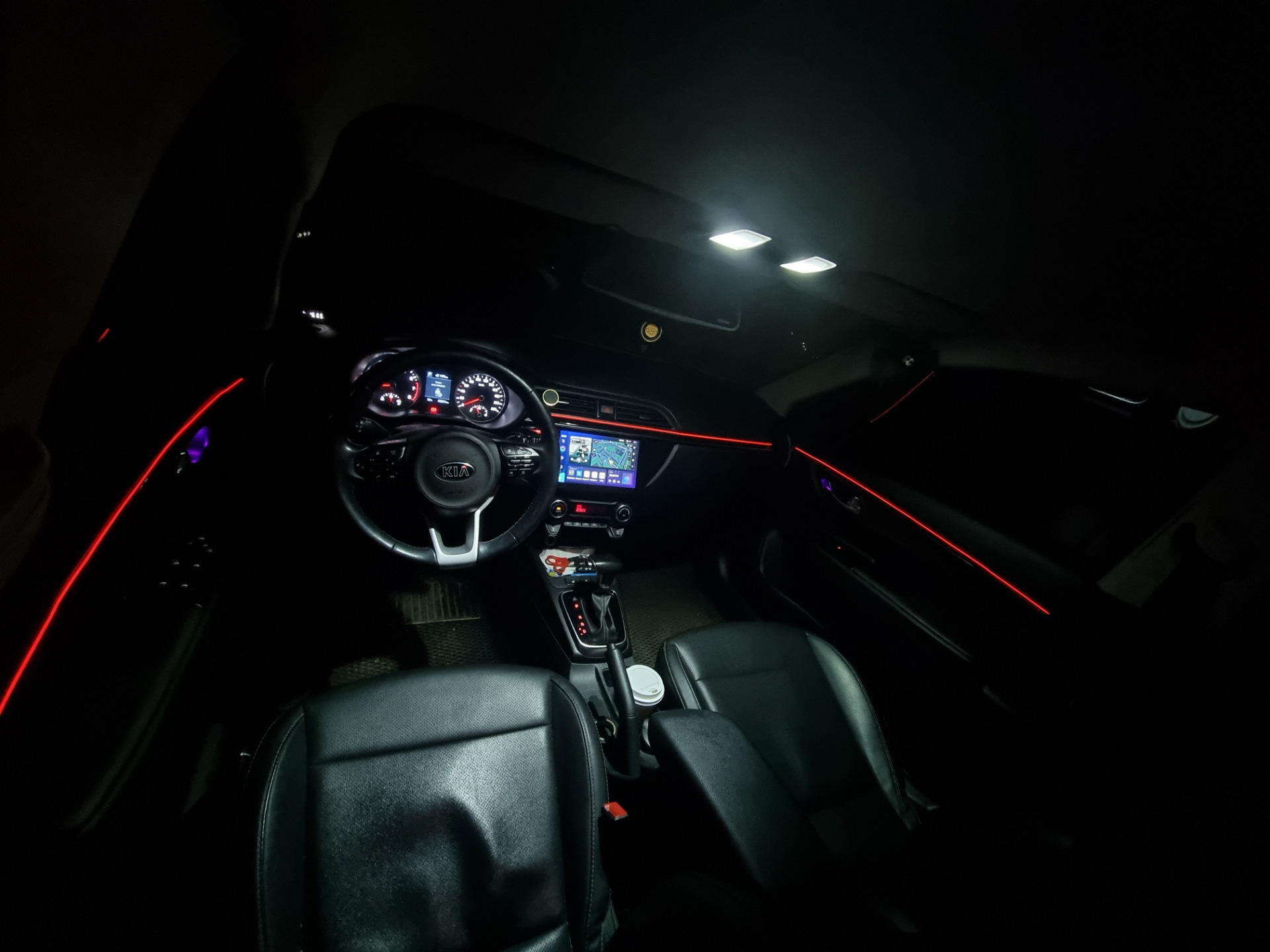 Yeelight led lightstrip 1s. Она очень суетная от подсветки. Rgb подсветка салона рав 4. Mazda 3 bk подсветка салона. Она очень суетная от подсветки.
