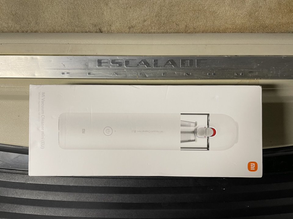 Фото в бортжурнале Cadillac Escalade (3G)