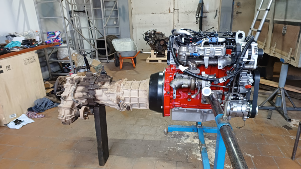 CUMMINS ISF 2.8 на УАЗ КАРГО. Подготовка. Стыковка двигателя Cummins 2. ...