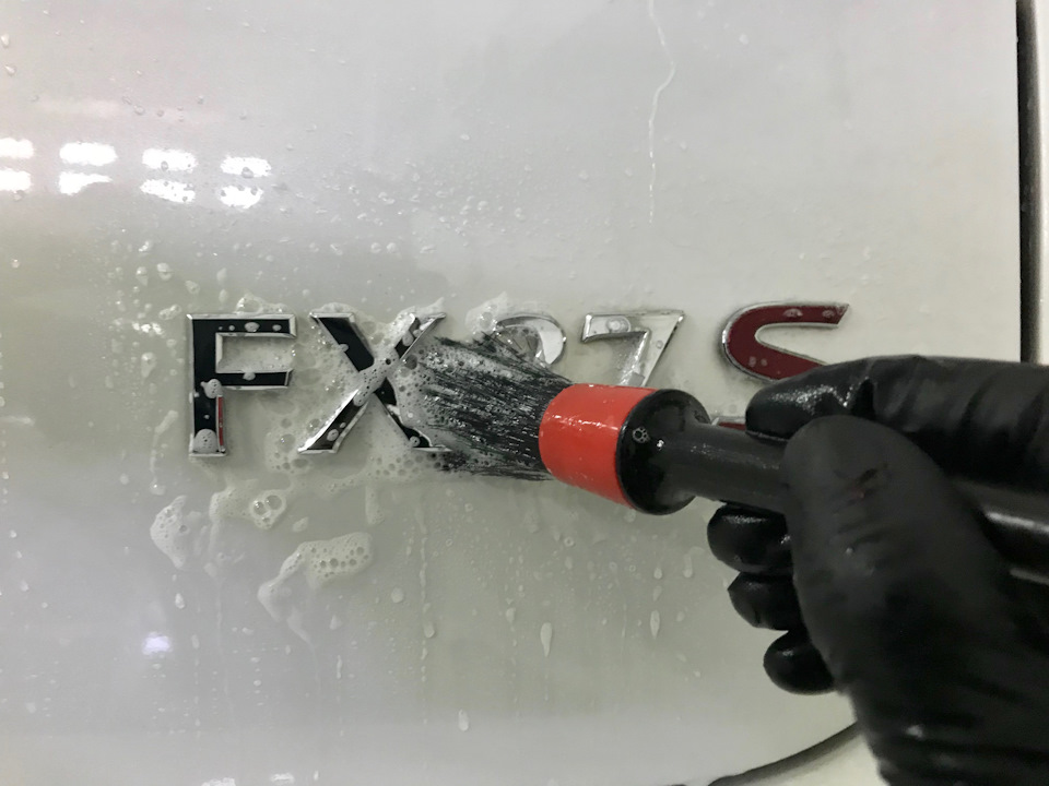 Фото в бортжурнале Infiniti FX (2G)