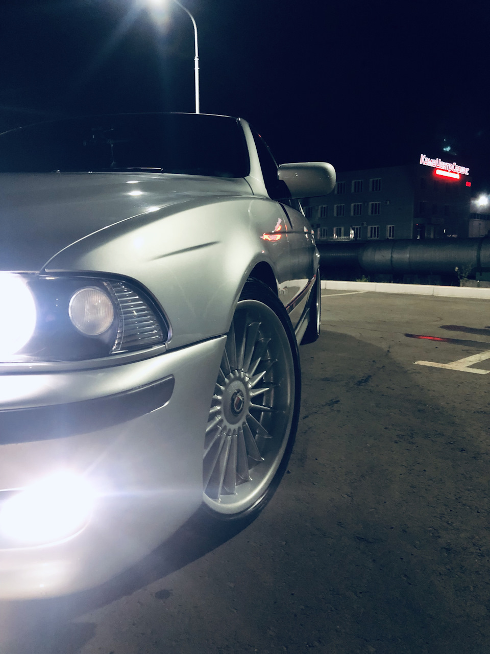 Фото в бортжурнале BMW 5 series (E39)