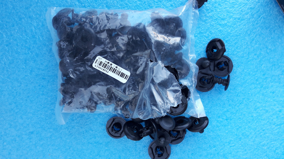 дважды снять подкрылок за полдня или сказ о том как я лампочки менял ...