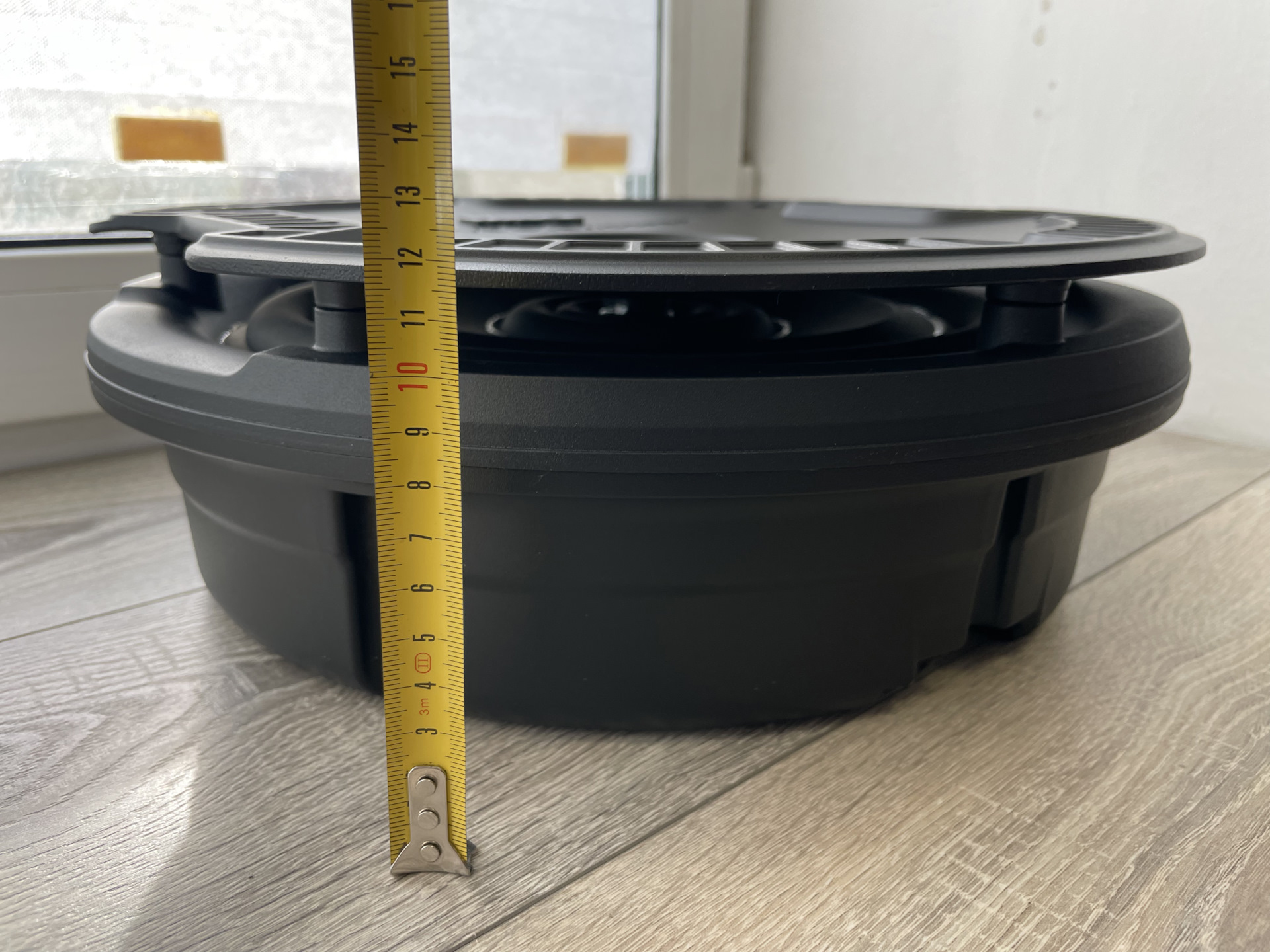 Бас без хлопот: обзор сабвуфера для установки в запасное колесо MBQ AS ...