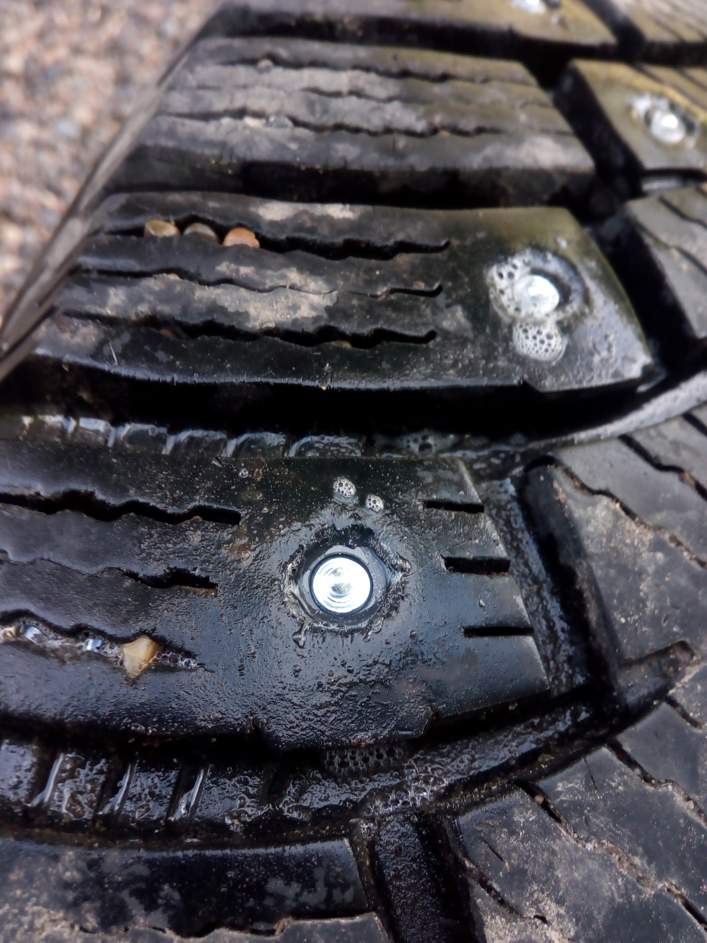 Заправка кондиционера, ремонтная ошиповка зимних шин. — Toyota ...