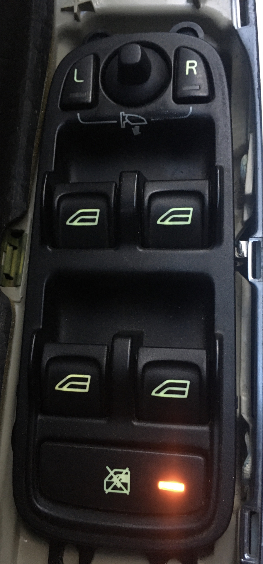 Фото в бортжурнале Volvo XC60 (1G)