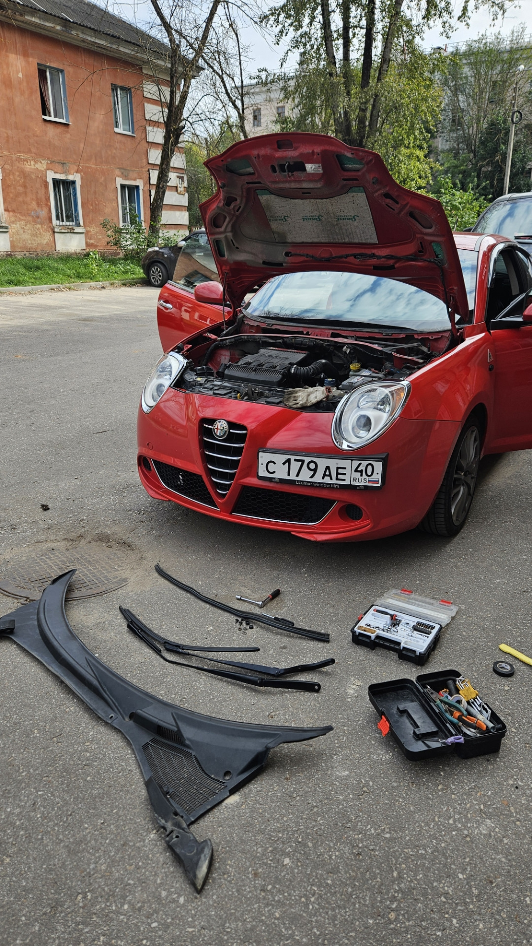 Задний омыватель — Alfa Romeo MiTo, 1,4 л, 2008 года | своими руками ...
