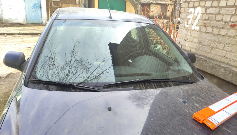 Спереди — Ford Mondeo III