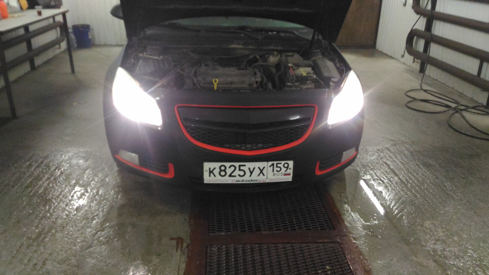 Решётка радиатора инсигния — Opel Insignia Hatchback, 1,8 л, 2011 года ...