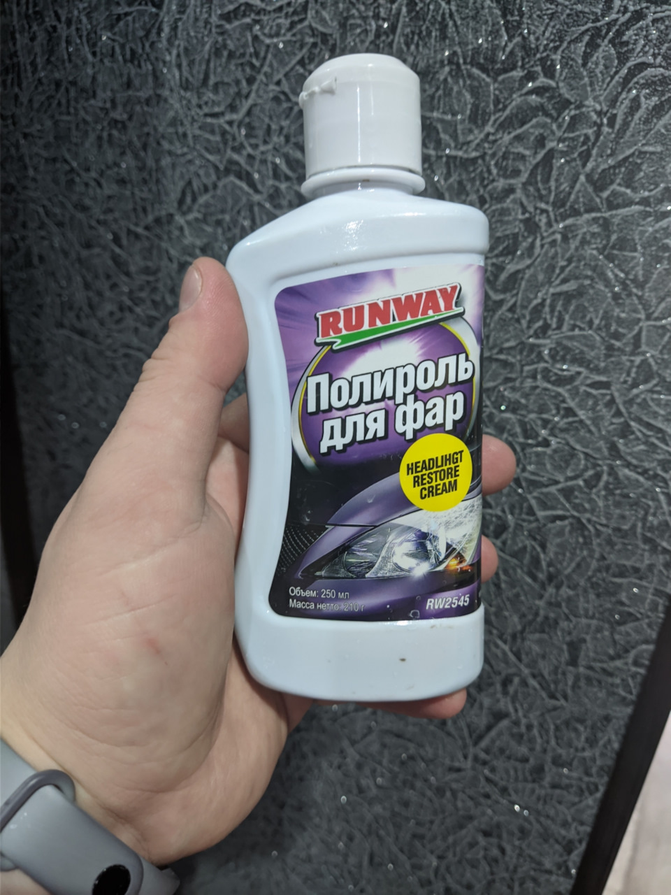Использовал этот полироль для фар. — Geely MK. Запчасти на фото: RW2545