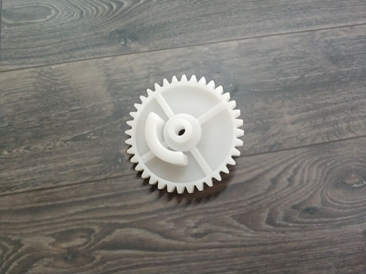 шестерня впускного распредвала volvo 1. 5 дизель. 4 дизель артикул. шестерня электропривода сидения ford mondeo 3. шестеренка форд.