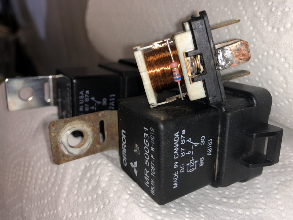 Замена реле MR500531 отопителя салона. — DRIVE2