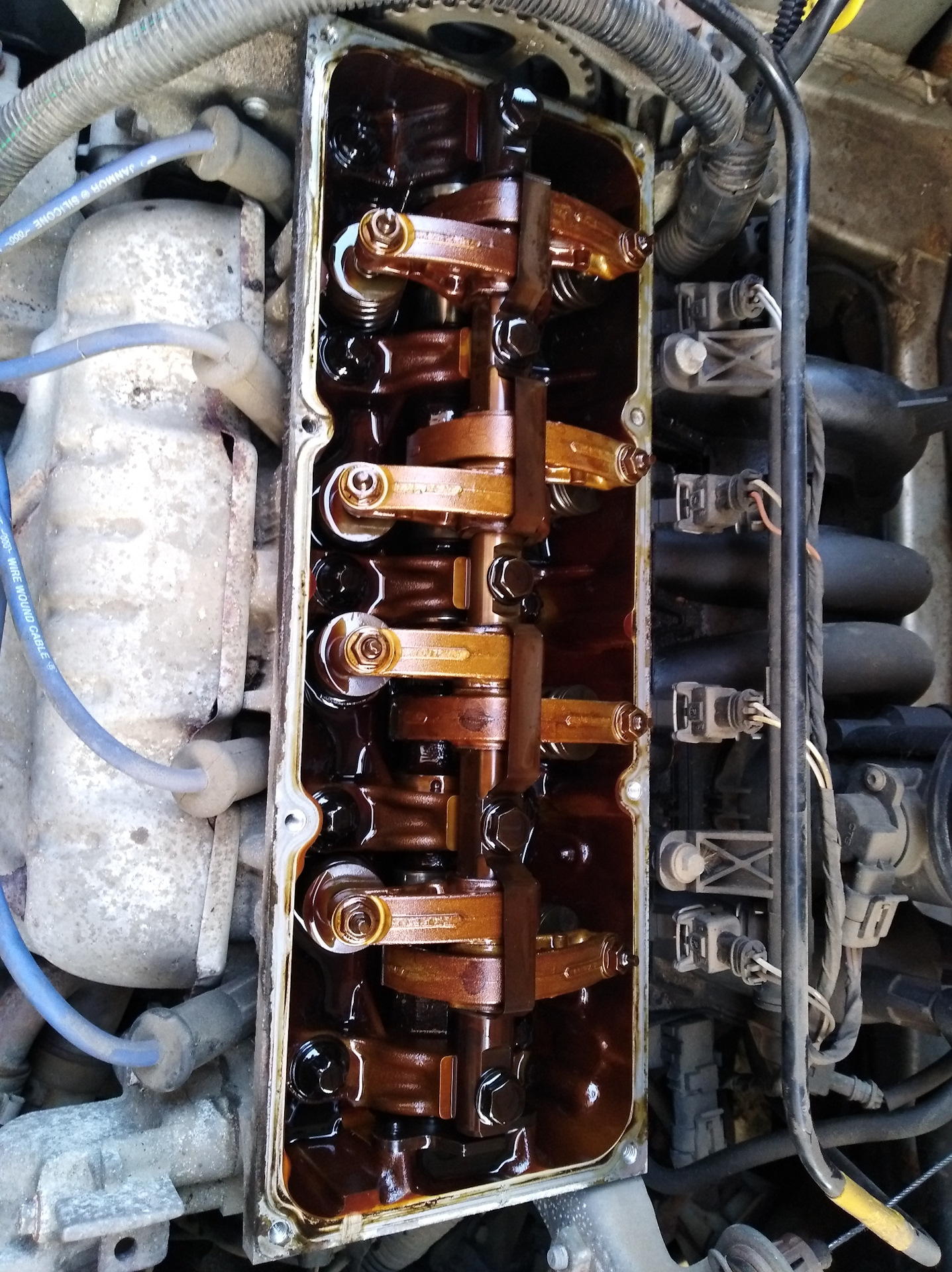 Любителям фирменного масла и оригинальных свечей — Citroen C5 (1G), 1,8 ...