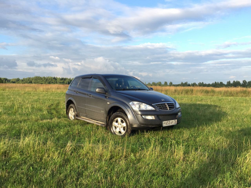 Машина саньенг кайрон серый. Дэу кайрон дж. Кайрон дизель 2. Кайрон хорман найден. Кайрон хорман.