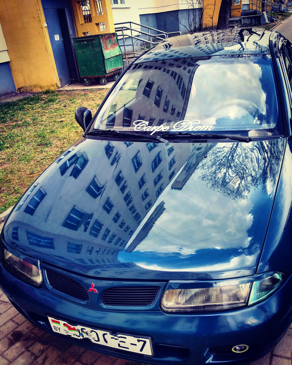 Наклейка на лоб) — Mitsubishi Carisma, 1,6 л, 1996 года | стайлинг | DRIVE2