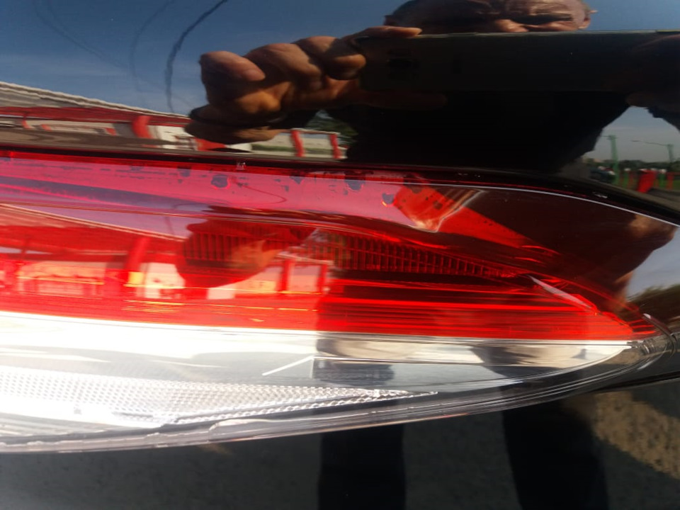 Запотевание задних фонарей. — Toyota Camry (XV70), 2 л, 2019 года ...
