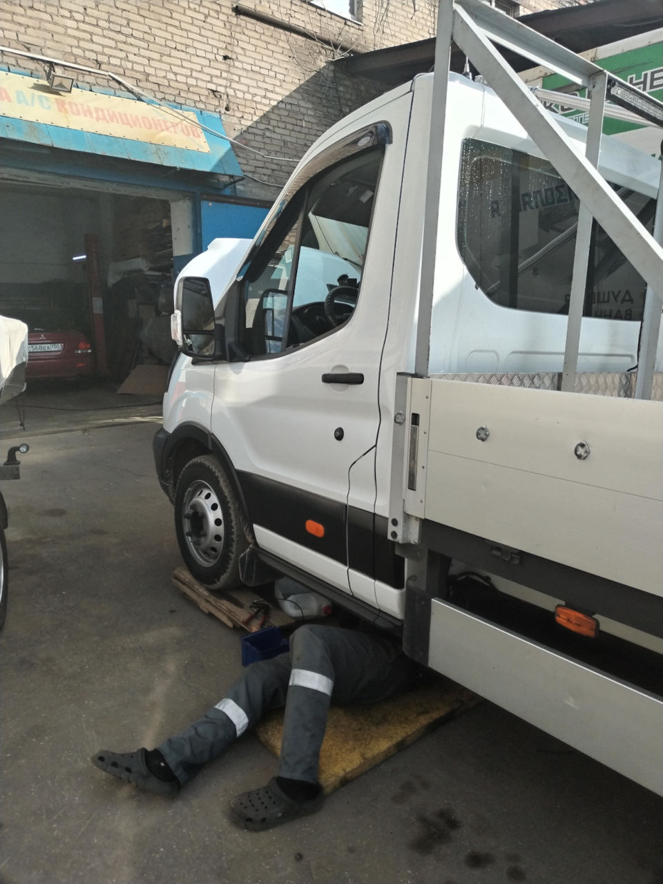 Ремонт автономки — Ford Transit (8G), 2,2 л, 2020 года | визит на ...