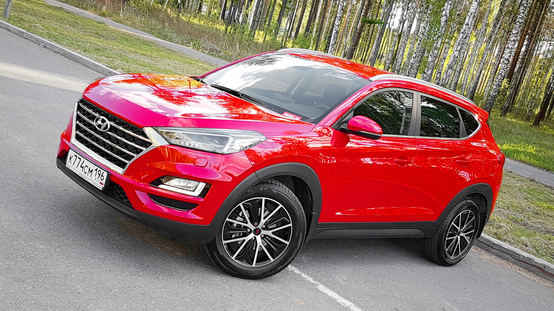 Л 2018. Hyundai Tucson 2021 engine Red. Tucson 2018 Red Matte. Туссан engine Red. Hyundai Tucson Sport.