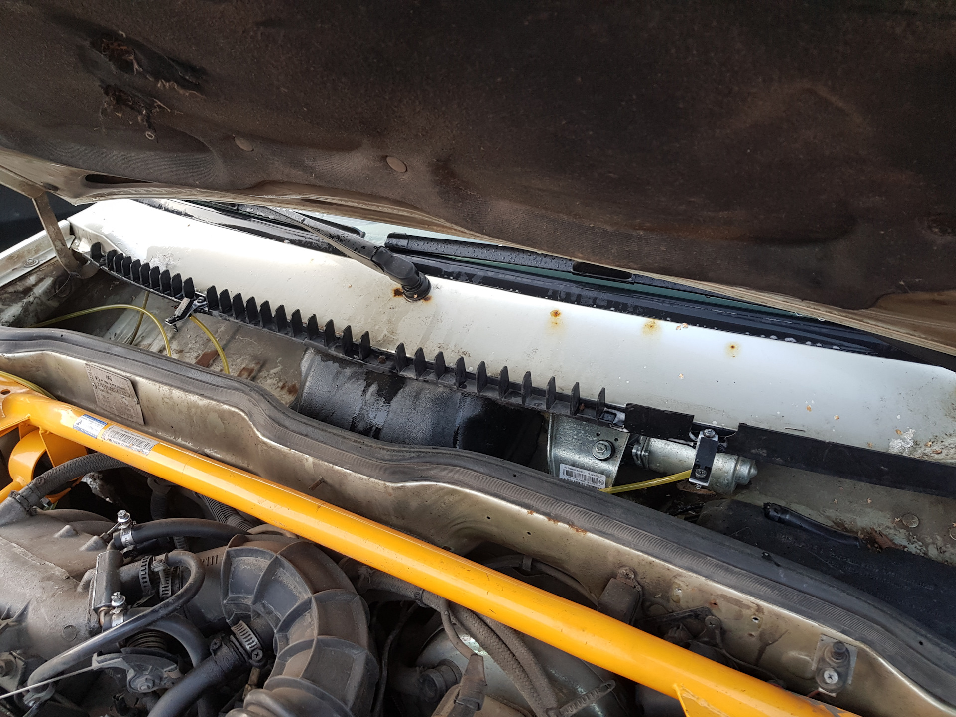 система впуска нива 21214. гольф плюс 2008 мотор. воздухозаборник печки ford focus 2. 6. ваз 2121 под капотом.