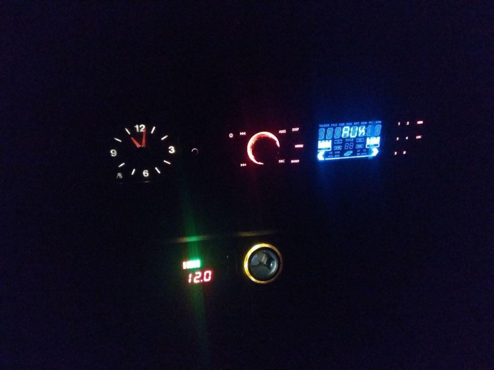 Немного комфорта или установка прикуривателя. — ЗАЗ 1103, 1,2 л, 2008 ...