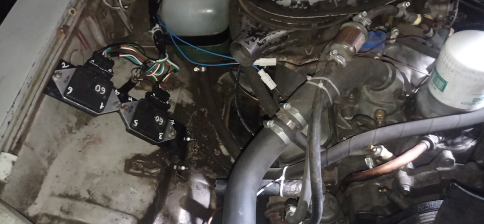 "Подводное зажигание" на ЗМЗ 511 — ГАЗ 24, 2,4 л, 1981 года | тюнинг ...