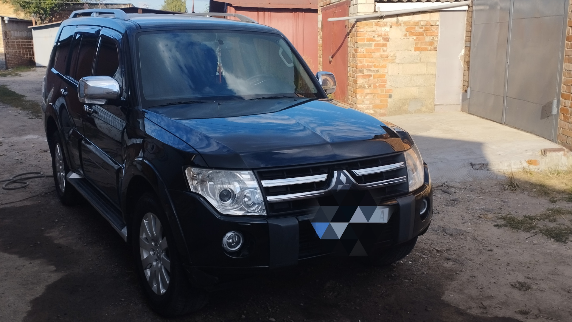 Mitsubishi Pajero (4G) 3.0 бензиновый 2007 | Джеки-Чан на DRIVE2