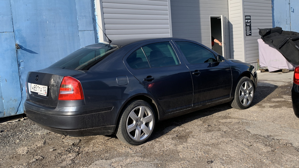 Зеленая тонировка Vag вкруг. — Skoda Octavia A5 Mk2, 1,6 л, 2006 года ...