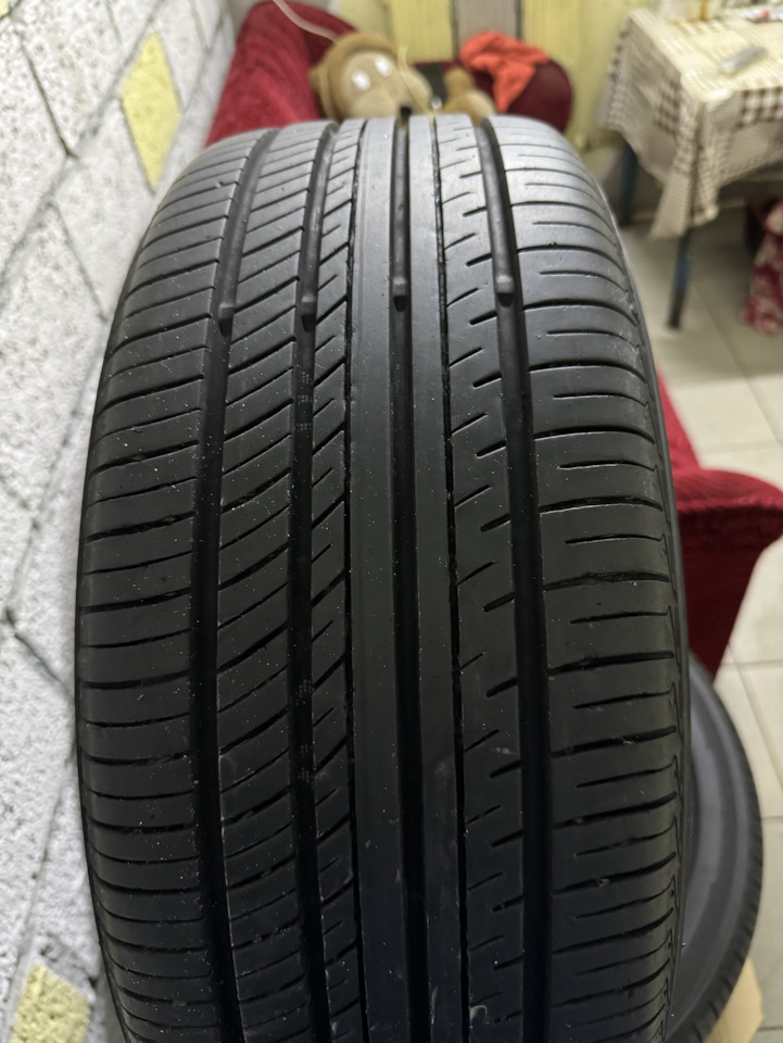 Шины летние Yokohama 215/45 R17, кованые диски Slic 7,5Jx17 ET38 5x100 ...