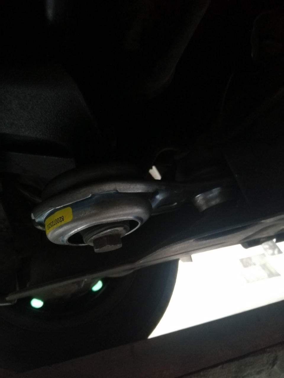 Одиночный стук при разгоне и торможении — Opel Vivaro (1G), 2,5 л, 2004 ...