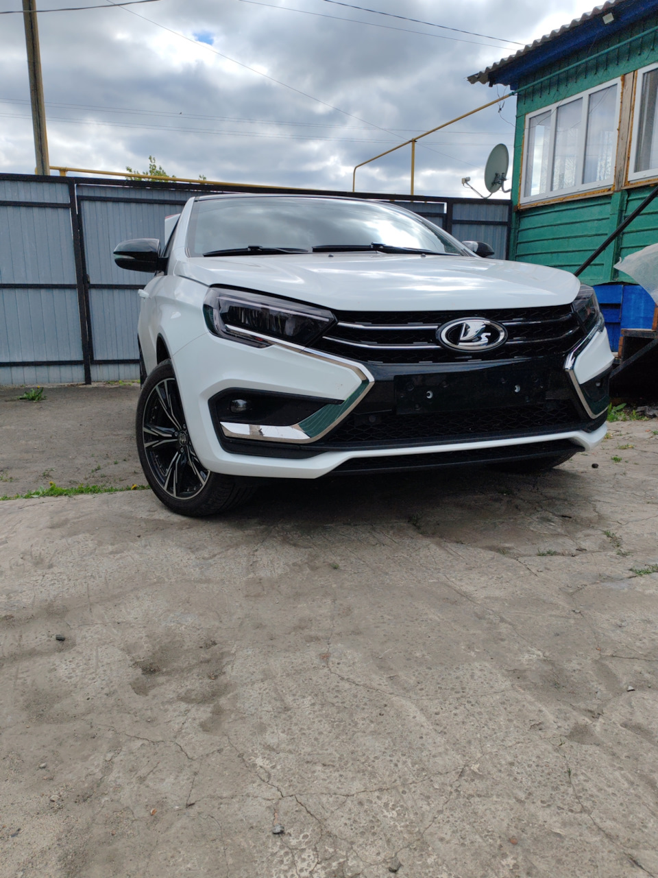 Фото в бортжурнале Lada Vesta (NG)