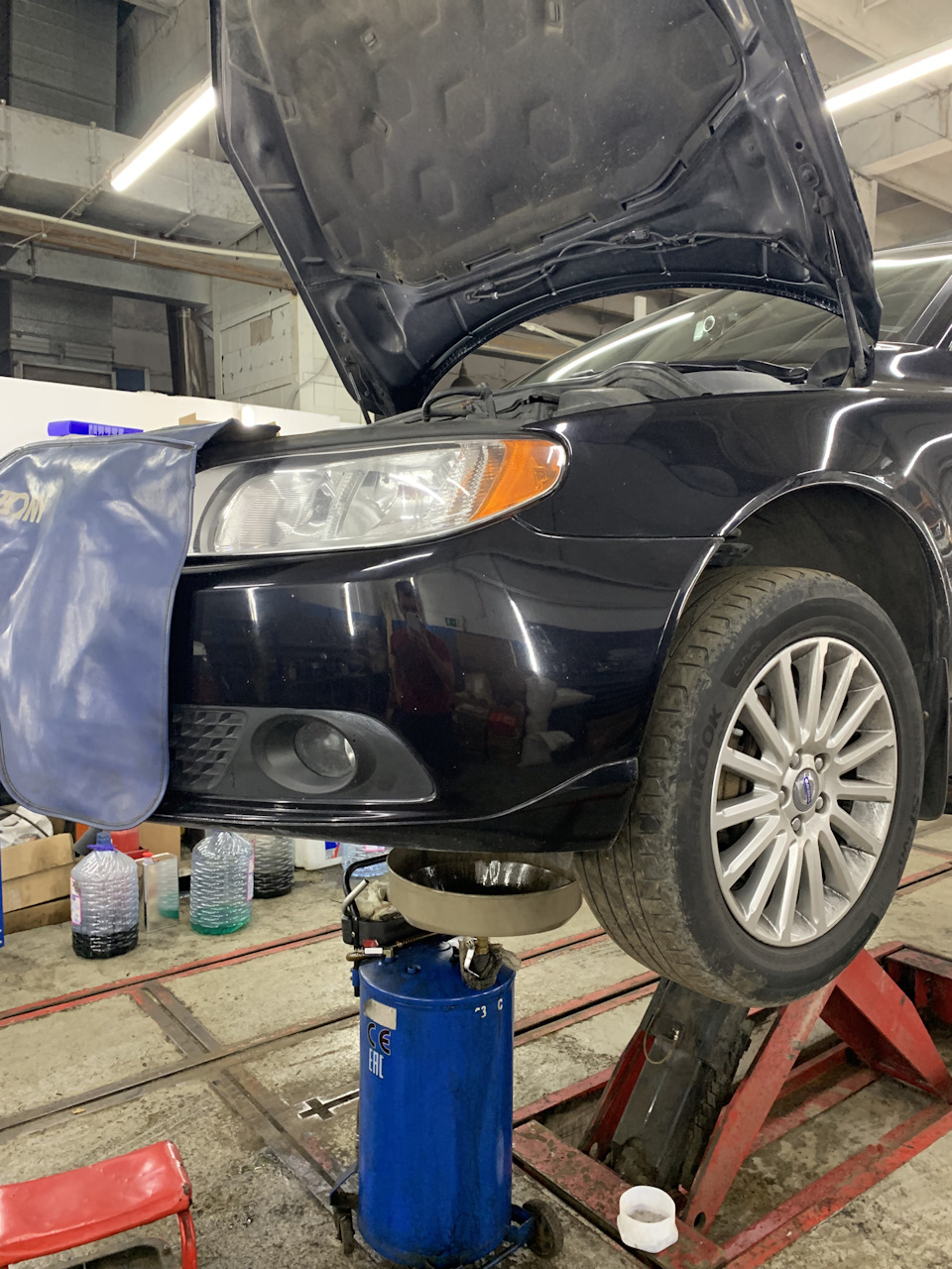 Замена АТФ Volvo 1161640 — Volvo V70 III, 2,5 л, 2010 года | визит на ...