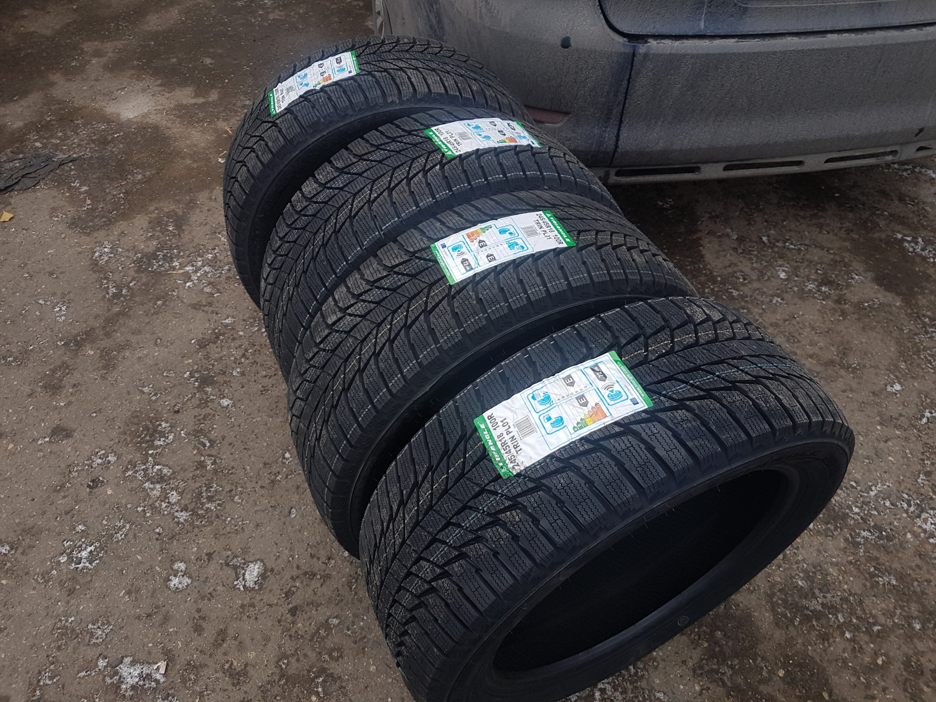 Шины triangle th201 245/40 r19. Triangle модели tr968. Шины triangle 245 45. 245/45 r19. Шины triangle 245 45.