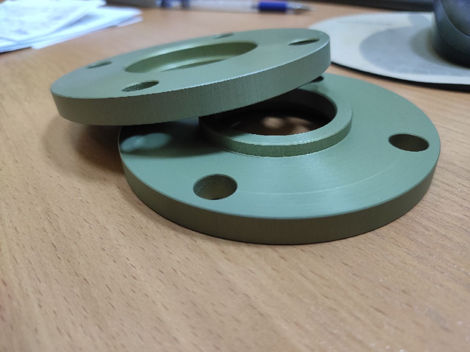 Расширение задней колеи — Lada Калина 2 универсал, 1,6 л, 2015 года ...