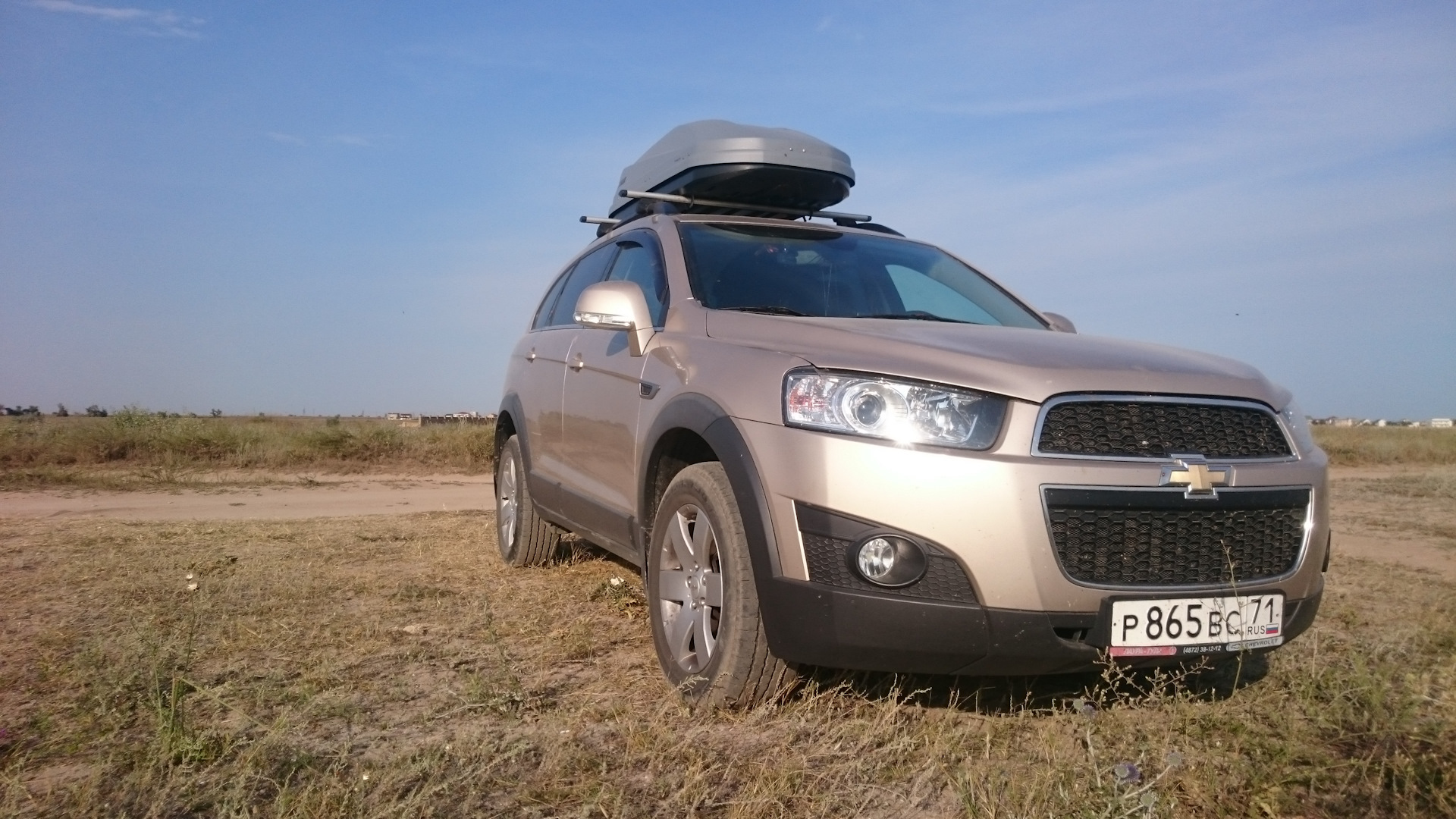 Шевроле каптива 2.4 бензин. Шевроле Каптива 2013. Chevrolet Captiva бежевая. Каптива 6. Chevrolet Captiva бежевая 200.