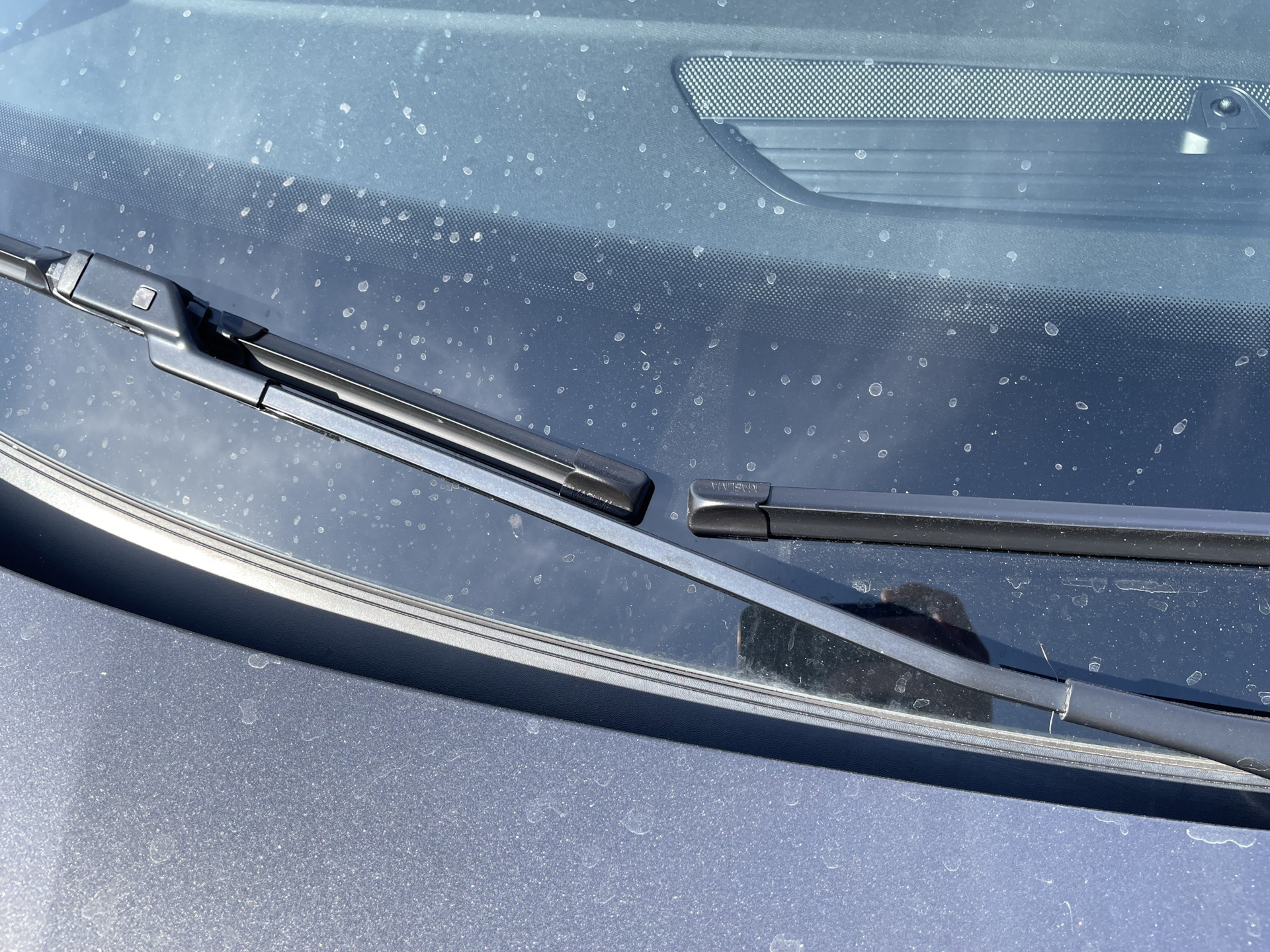 Замена щёток стеклоочистителей (дворников). Masuma 650-450 мм ...