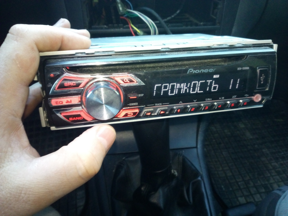 Музыка Pioneer DEH-1500UB — Skoda Octavia A4 Mk1, 1,8 л, 2002 года ...