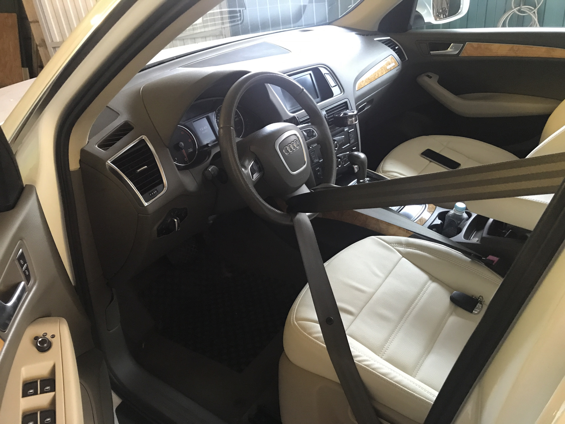 Крестовина рулевого вала Q5 8R — Audi Q5 (1G), 2 л, 2011 года | своими ...
