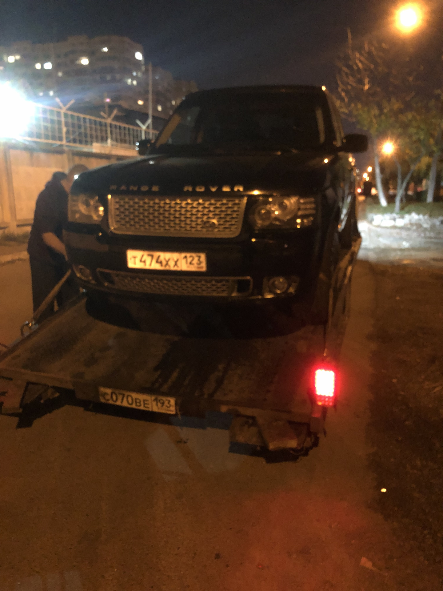 Эвакуатор номер 1 или антитюнинг — Land Rover Range Rover (3G), 3,6 л ...