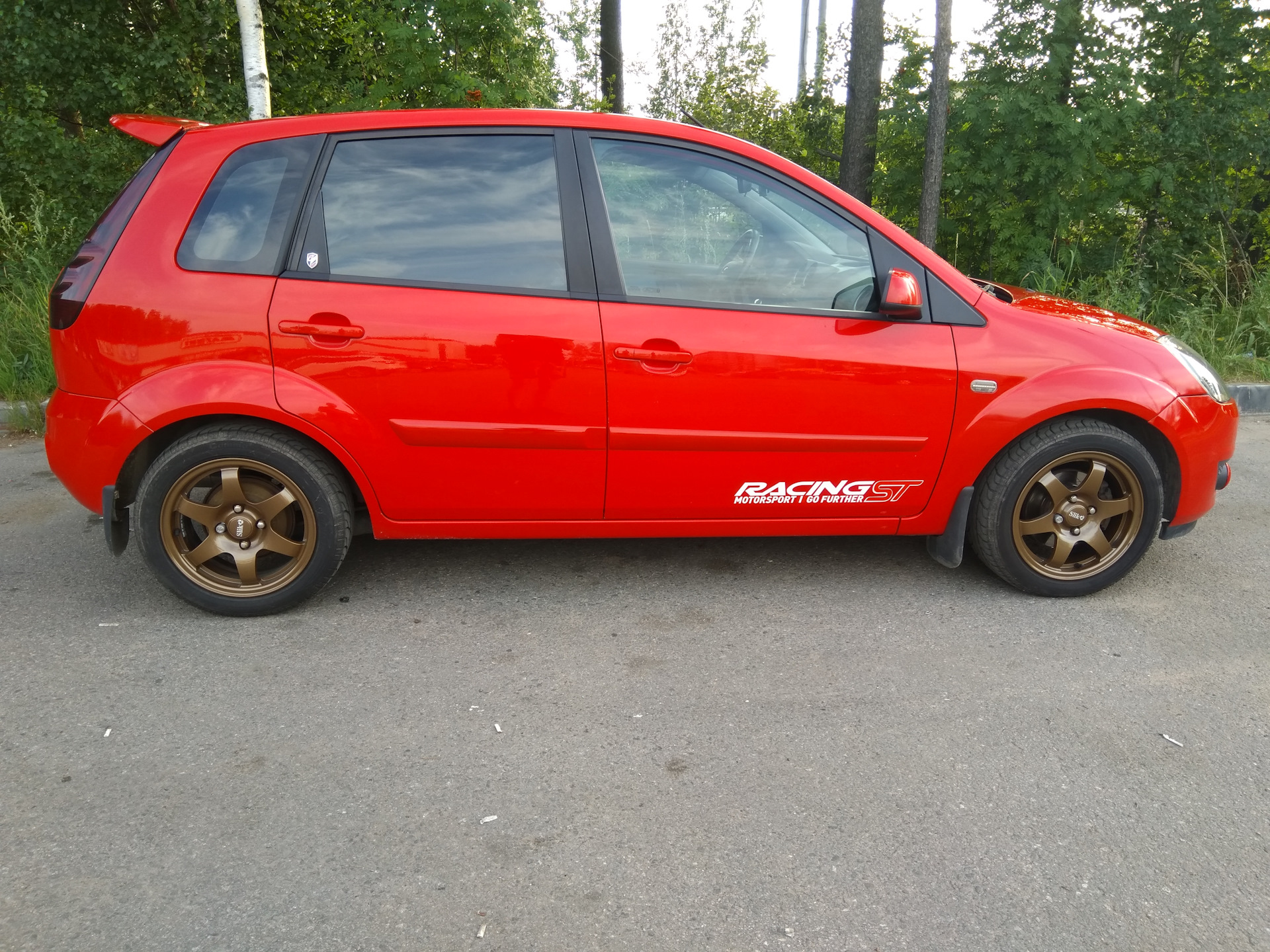 Ст 2006. Спойлер Ford Fiesta St mk5. Спойлер Ford Fiesta mk5. Спойлер Фиеста мк5. Спойлер на Форд Фиеста St 2006.