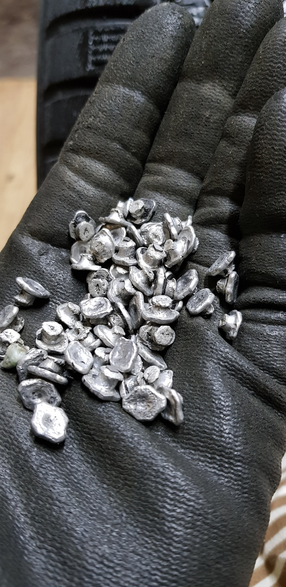 Перешиповка резины — Toyota Soarer (3G), 3 л, 1999 года | своими руками ...