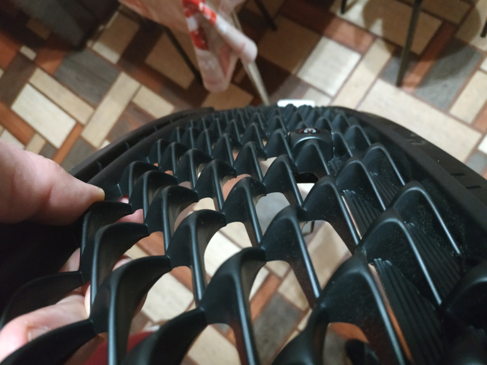 Установка передней камеры ГУ TEYES Spro+ — Hyundai Solaris (1G), 1,6 л ...