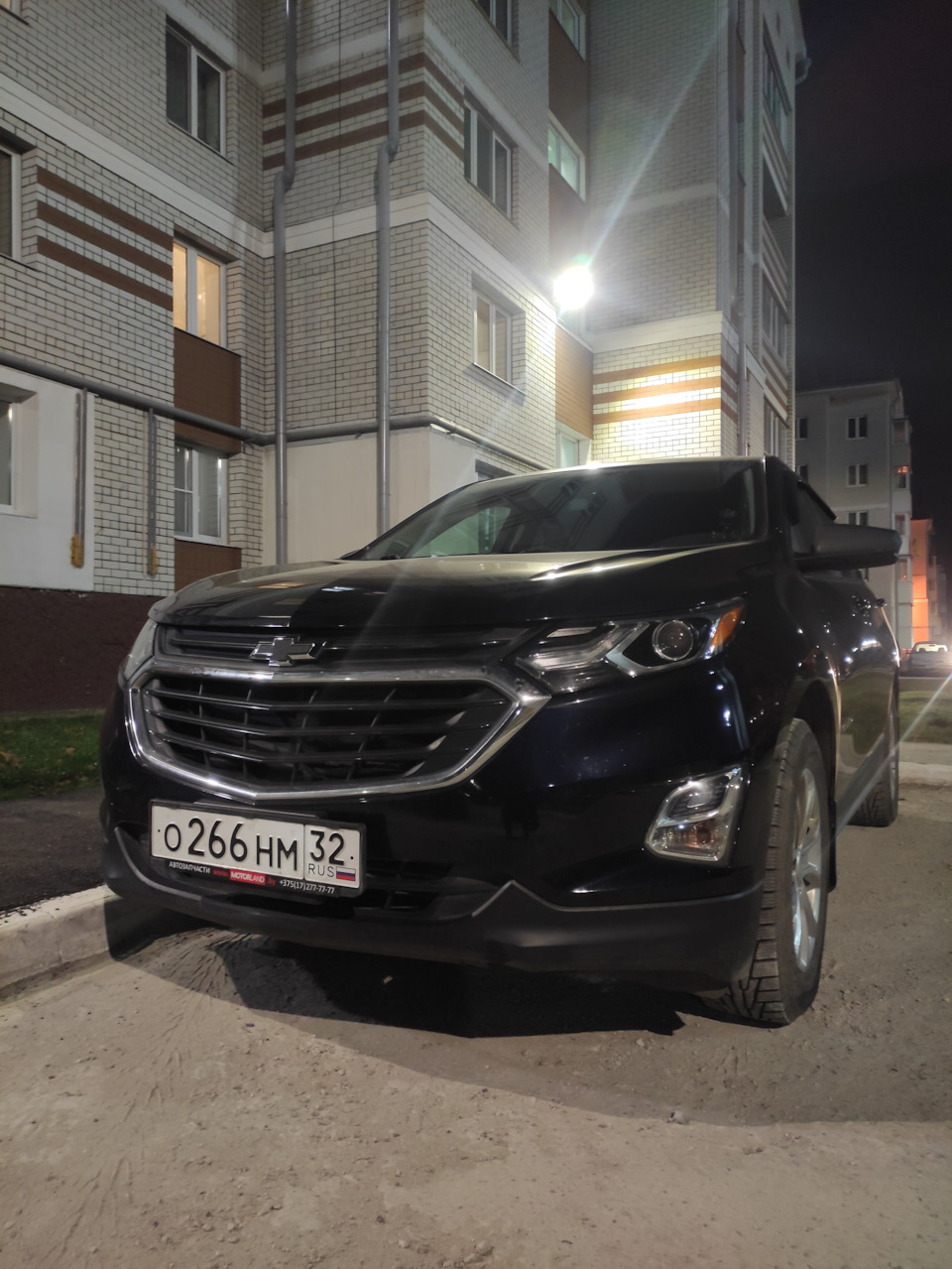 Замена эмблем на черные — Chevrolet Equinox (3G), 1,5 л, 2019 года |  стайлинг | DRIVE2