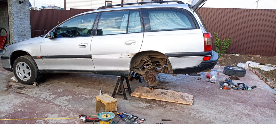 Фото в бортжурнале Opel Omega B